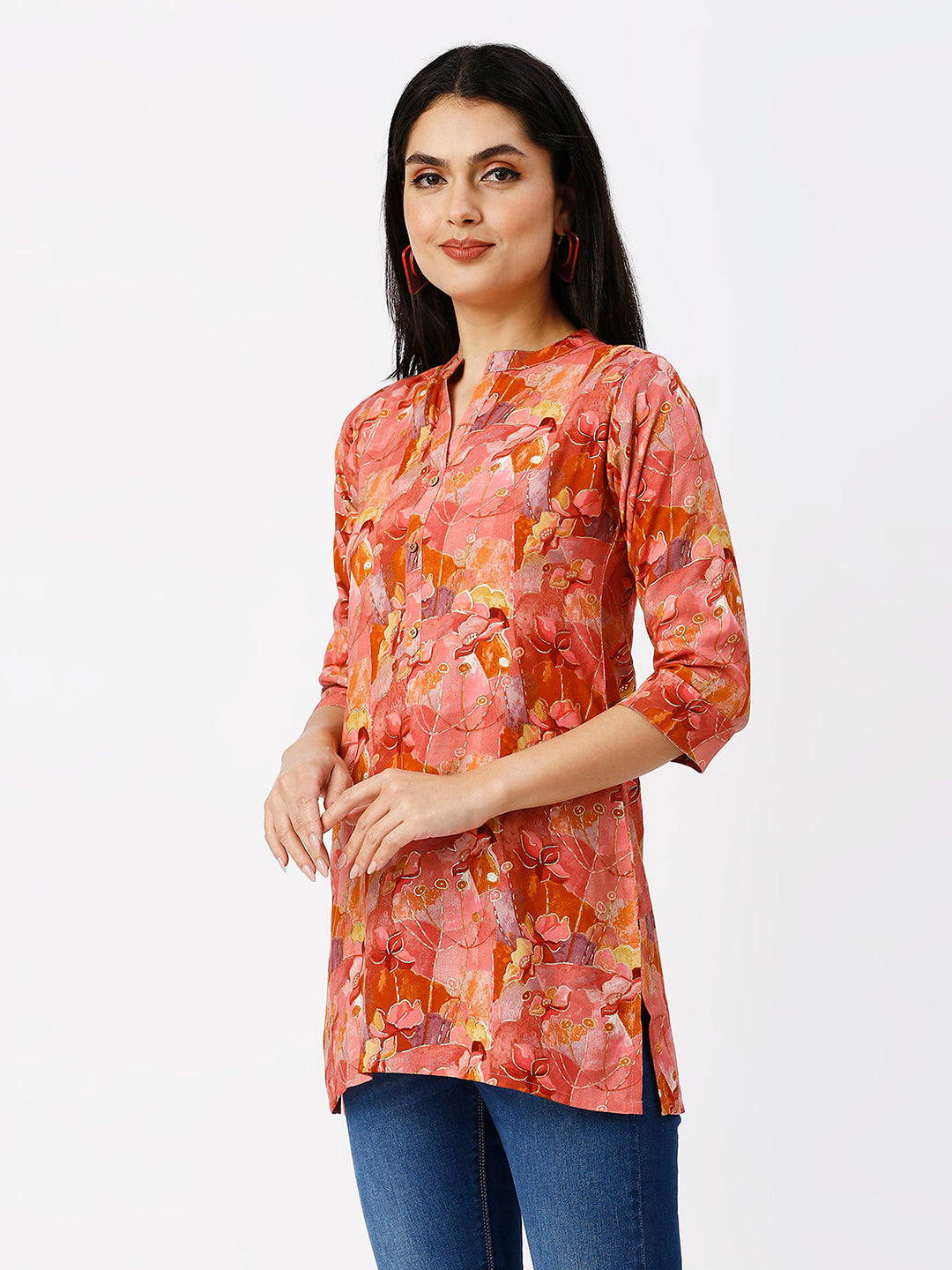 Bright tunic with floral prints