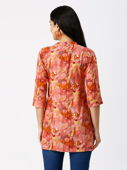 Bright tunic with floral prints