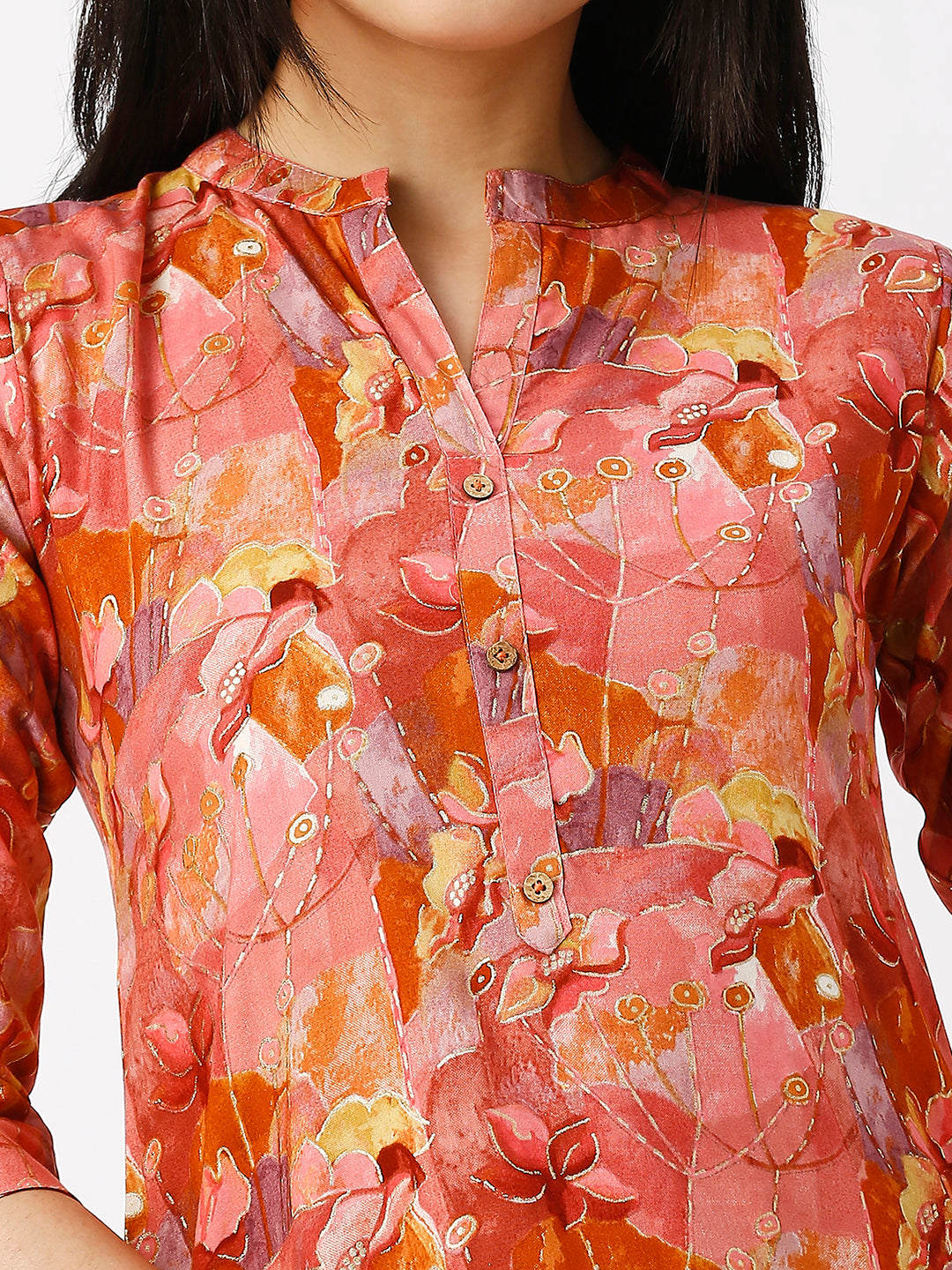 Bright tunic with floral prints